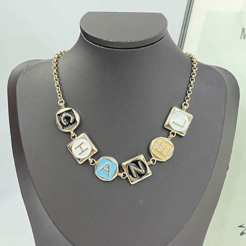 Chanel Necklace 09yxs211
